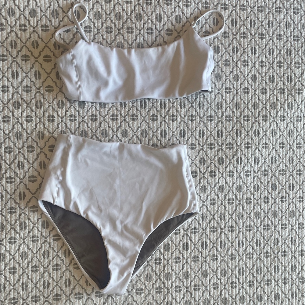 Left On Friday white Bikini Set Hi tide bottom, pool days top